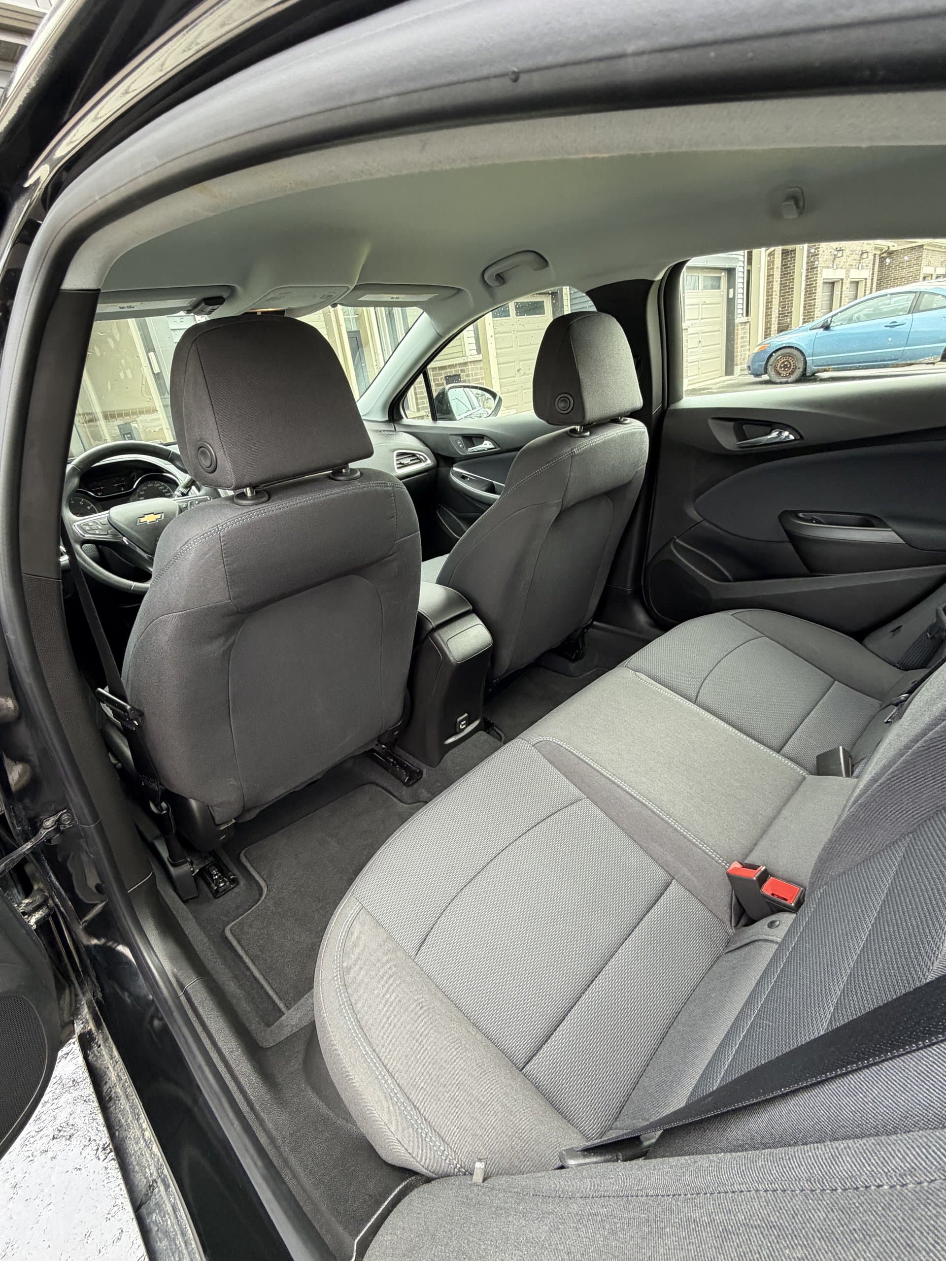 Chevrolet Cruze clean back seats cloth